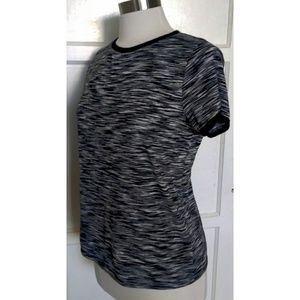 Forever 21 short Sleeve t-shirt